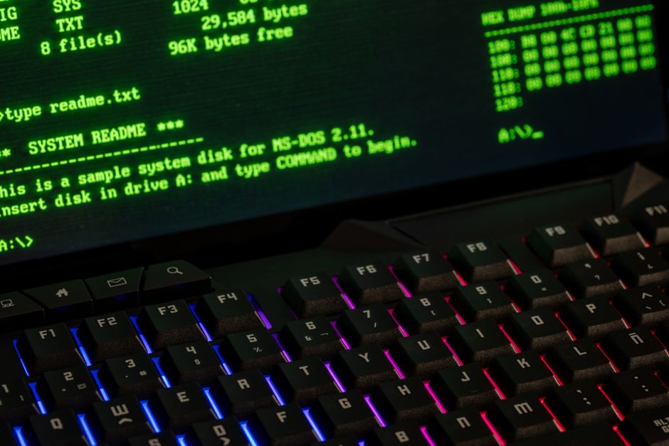 터미널에서 Nginx 설정 파일을 편집하는 화면